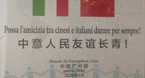 La citt cinese di Guangzhou (Canton), dona a Bari a 100.000 mascherine